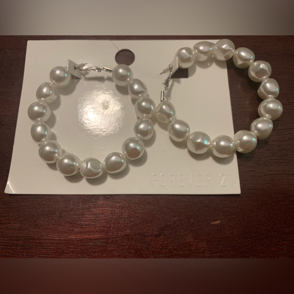 Forever 21 Large Imitation Pearl Circle Hoop Dangle Drop Earrings